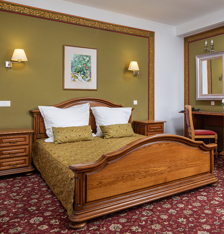 Grand Hotel Brasov | Cazare Brasov | Hotel Brasov | Cazare la munte | Cazare la Hotel Brasov | Rezervari la hotel Brasov | Cazare in Brasov