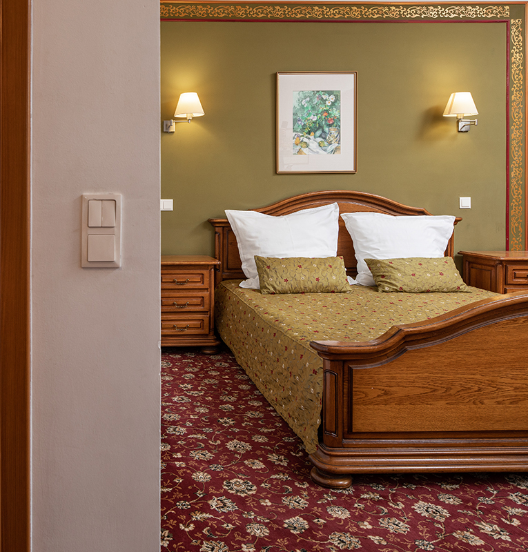 Grand Hotel Brasov | Cazare Brasov | Hotel Brasov | Cazare la munte | Cazare la Hotel Brasov | Rezervari la hotel Brasov | Cazare in Brasov