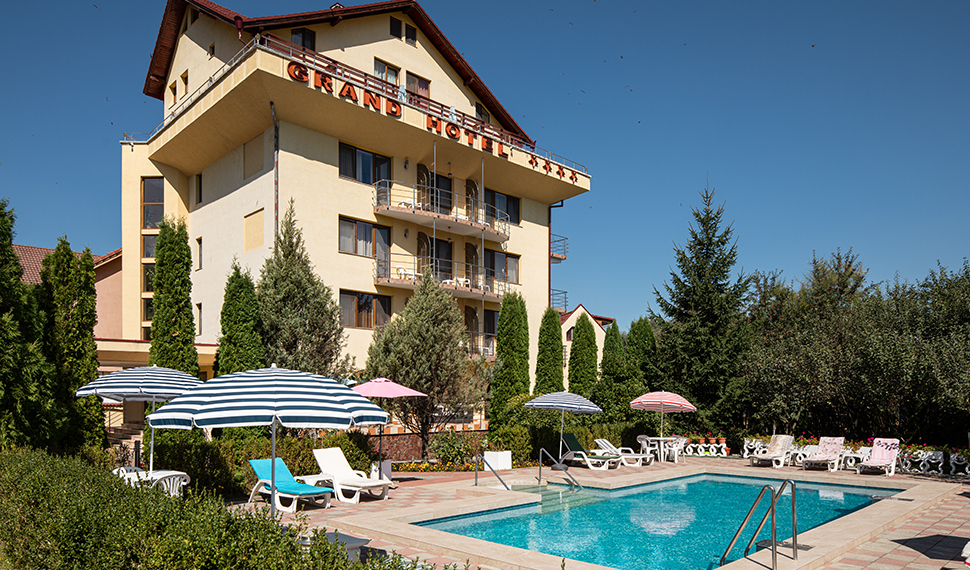 Grand Hotel Brasov | Cazare Brasov | Hotel Brasov | Cazare la munte | Cazare la Hotel Brasov | Rezervari la hotel Brasov | Cazare in Brasov