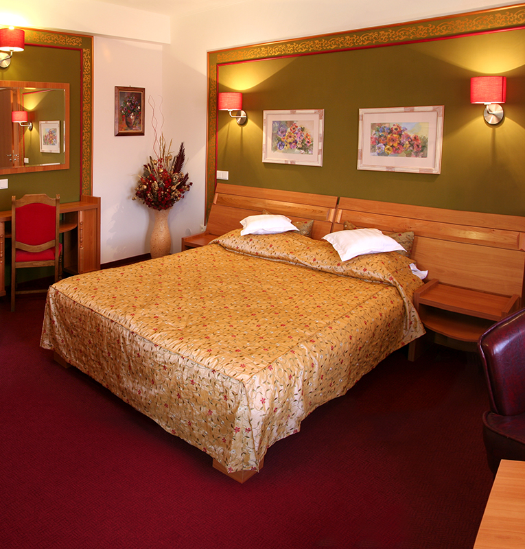 Grand Hotel Brasov | Cazare Brasov | Hotel Brasov | Cazare la munte | Cazare la Hotel Brasov | Rezervari la hotel Brasov